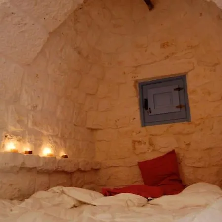 Trullo I Melograni * Ceglie Messapica